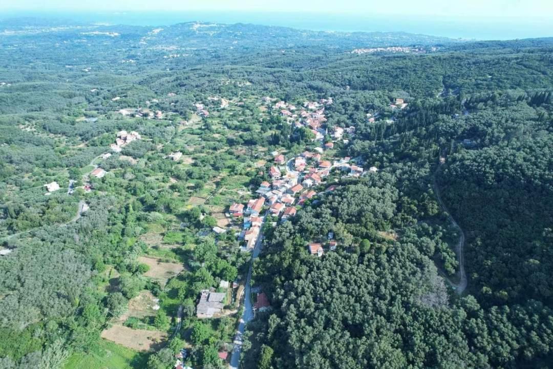 Harry'S Retreat ξενώνας Klimatia Εξωτερικό φωτογραφία