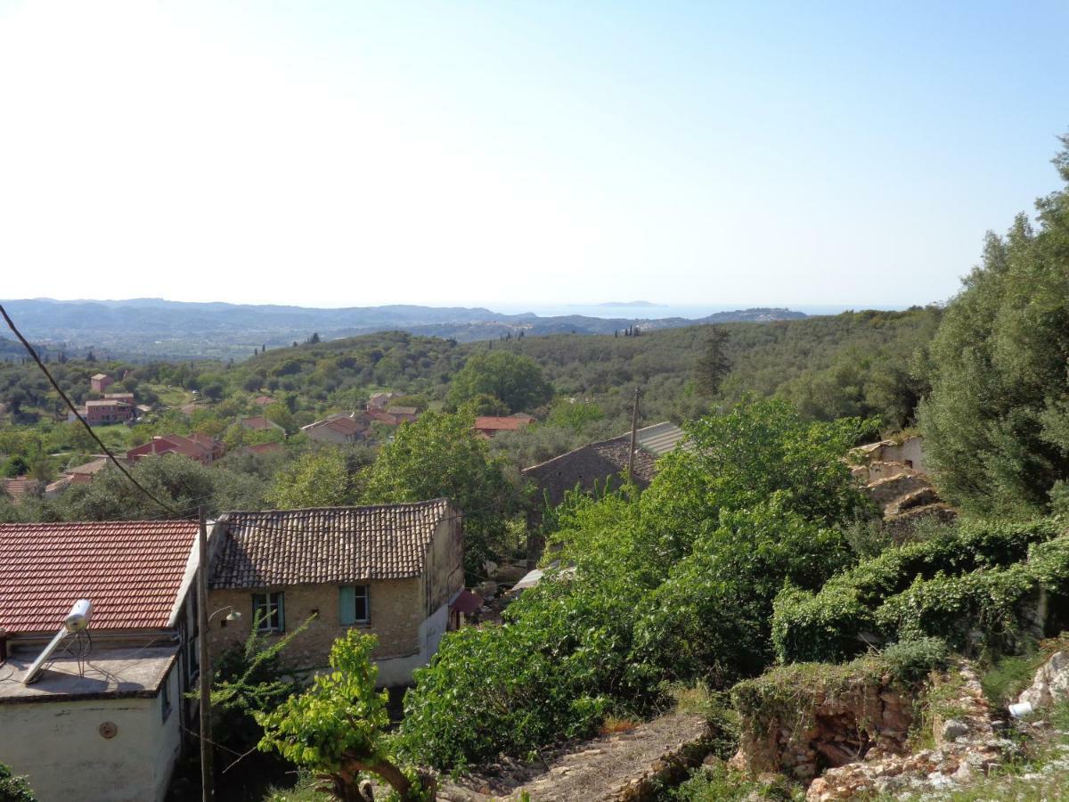 Harry'S Retreat ξενώνας Klimatia Εξωτερικό φωτογραφία